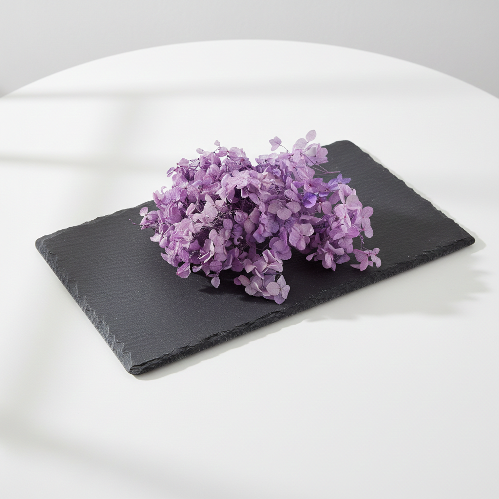 Stabilizovaná hortenzie v boxu – fialová, sušená květina pro aranžování